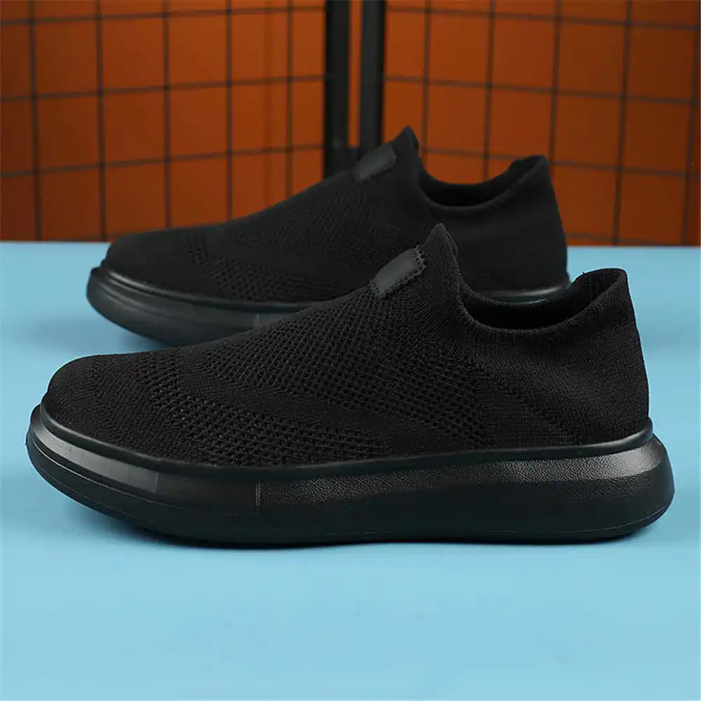 Calze con plateau scarpe marro - Home Office Expenses recensione e prezzo