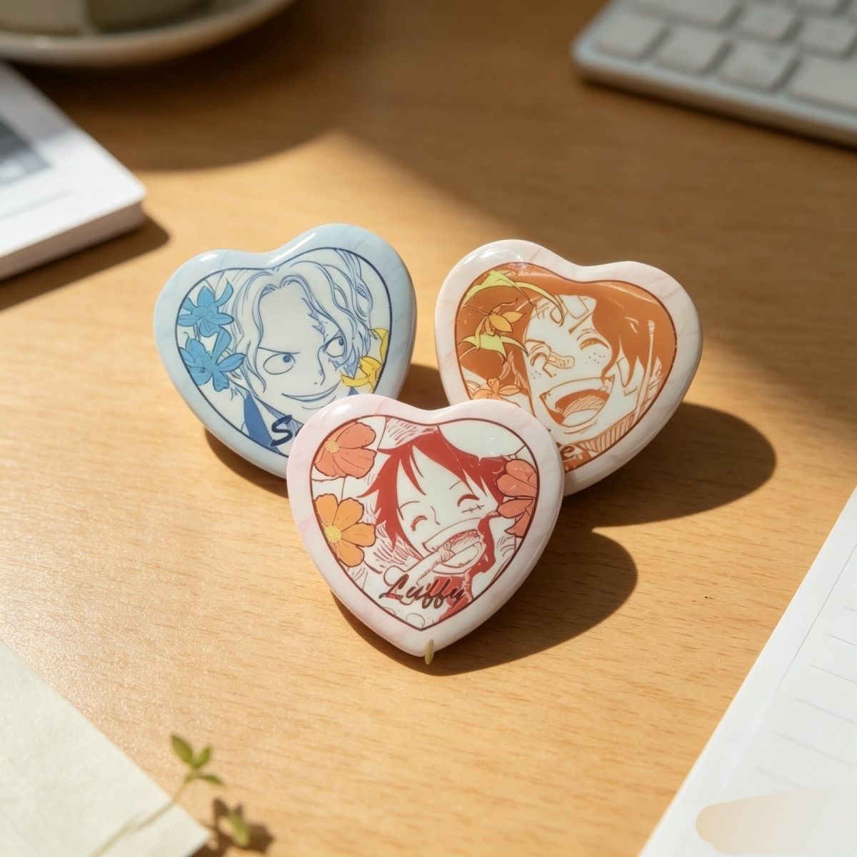 Badge One Piece Luffy Ace Love - Home Office Kit recensione e prezzo